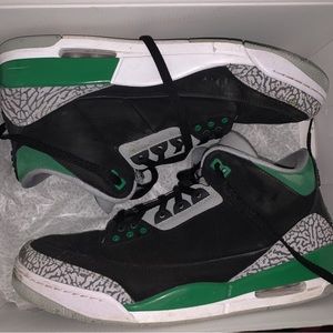 Air Jordan 3 Pine Green Size 13